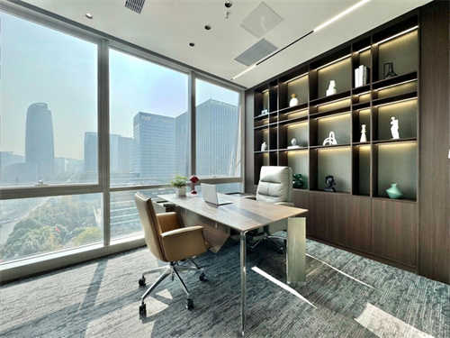 首东国际 209㎡办公室 5.8元/平米/天