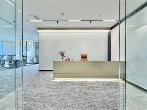 首东国际 325㎡办公室 5.6元/平米/天