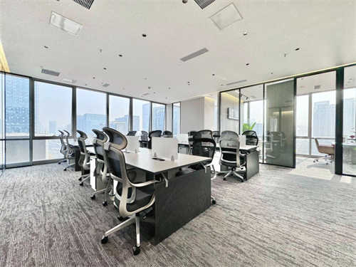 首东国际 591㎡办公室 5.6元/平米/天